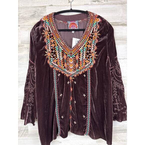 Johnny Was Women’s M Chocolate Velvet Silk Embroidered 3/4 Bell Sleeve Top NWT - Picture 3 of 6